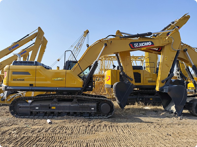 XCMG XE335GK Side View