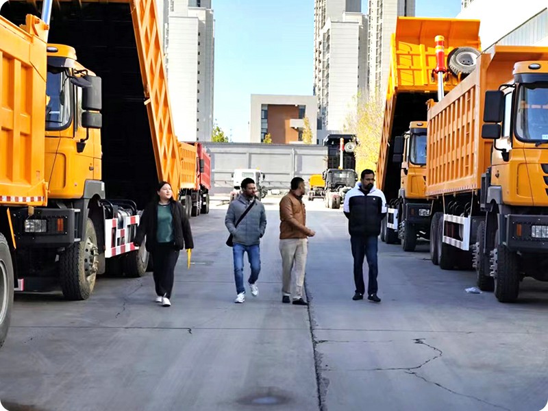 Customers Visiting TRUCKMAN