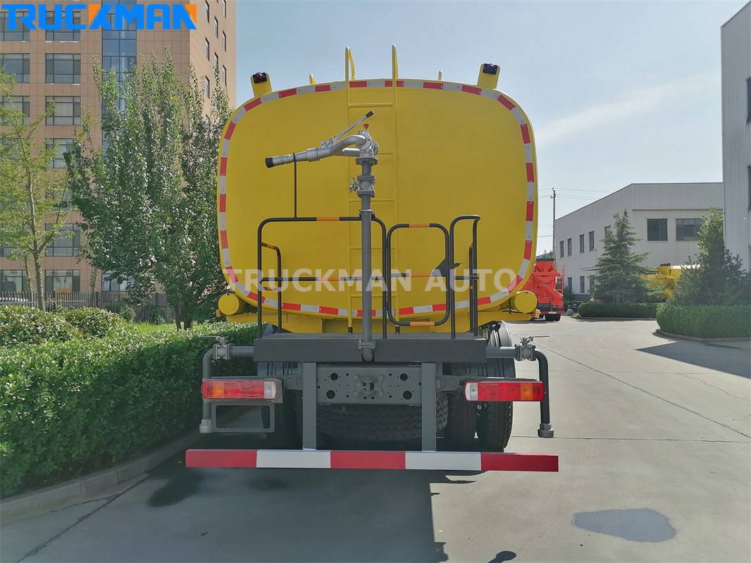 SINOTRUK HOWO 30000 Liter Water Tanker Truck