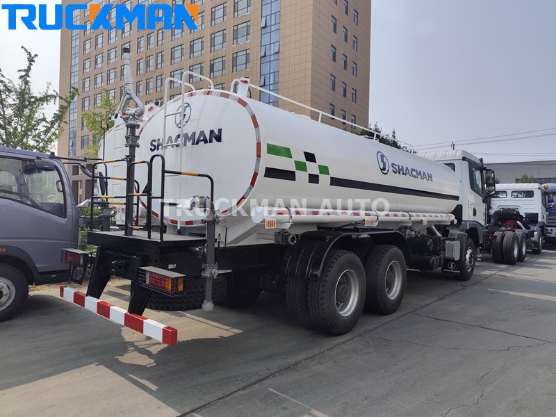 SHACMAN X3000 Sprinkler Truck