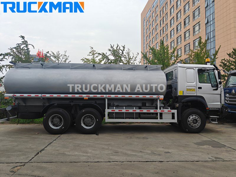 HOWO Oil Tank Truck