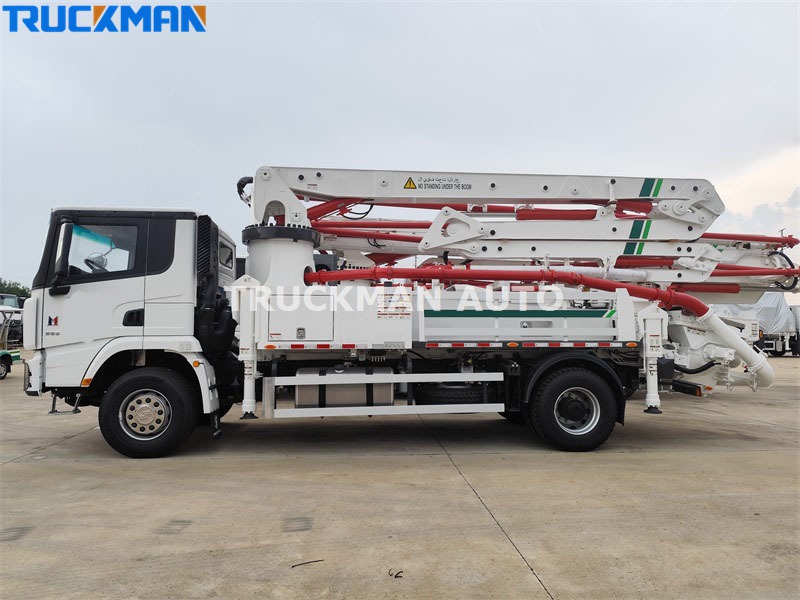 XCMG 33m pump truck