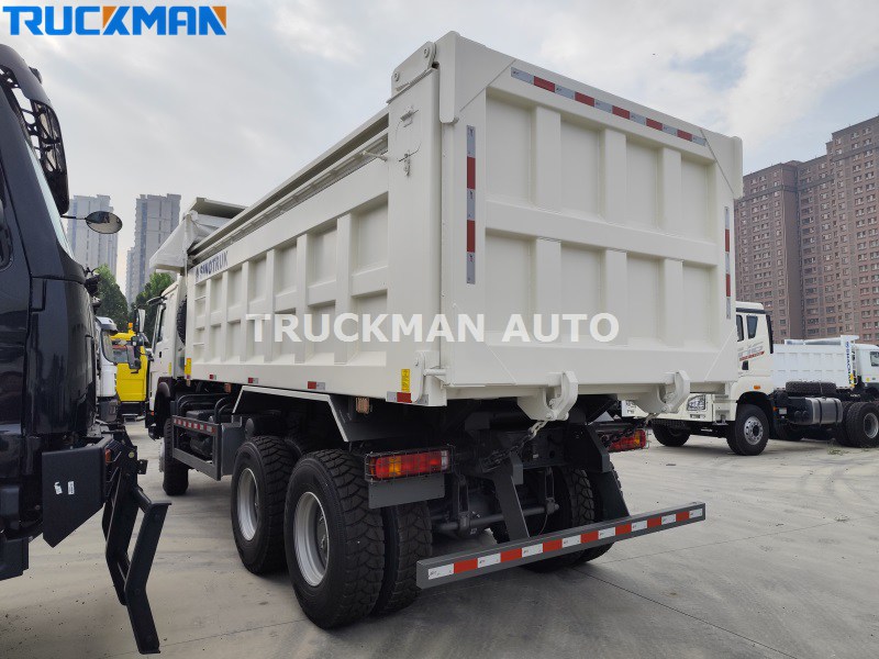 HOWO 6x6 tipper truck