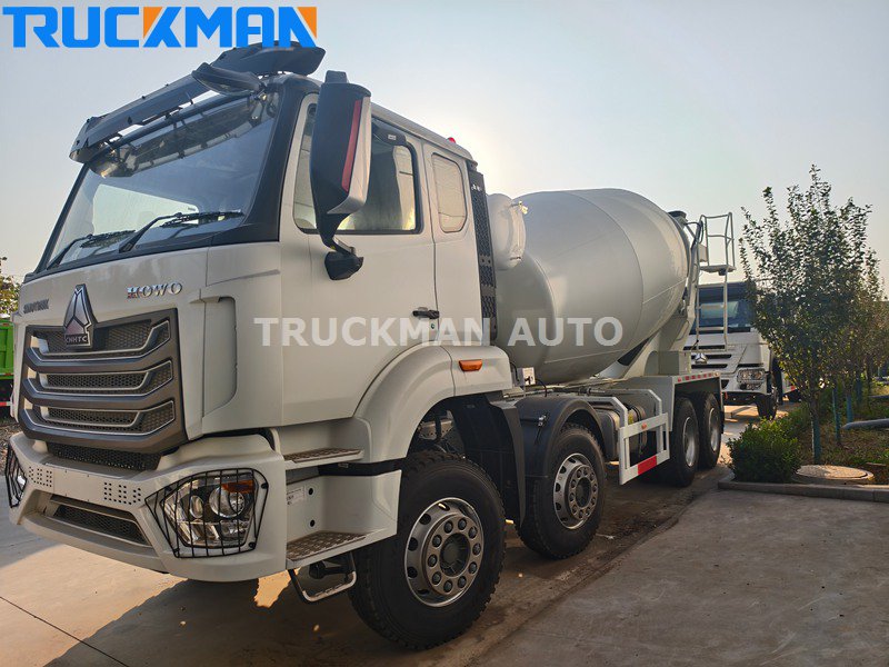 HOWO NX Mixer Truck