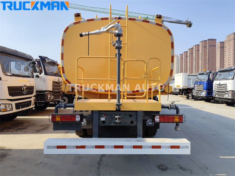 Water Tanker Truck