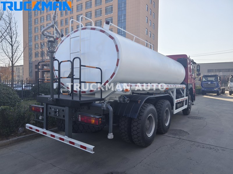6X4 20000Liters HOWO Water Sprinkler Truck