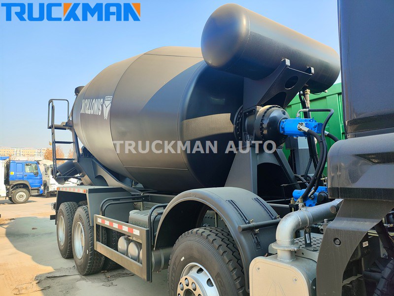 371HP HOWO NX Concrete Truck