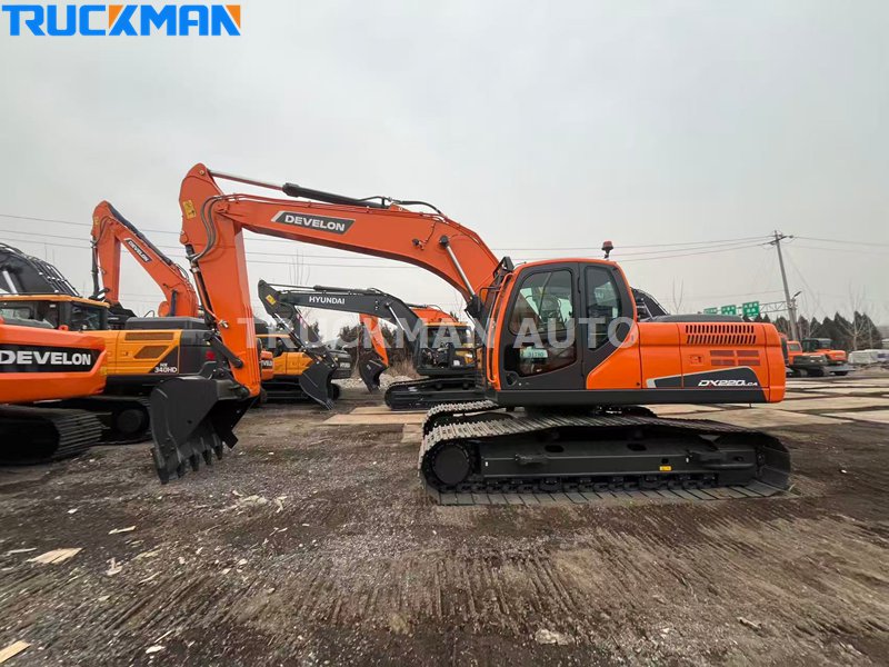 DEVELON Excavator For Construction