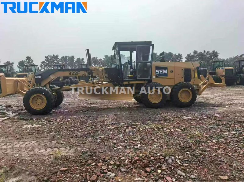 SEM 922F Grader