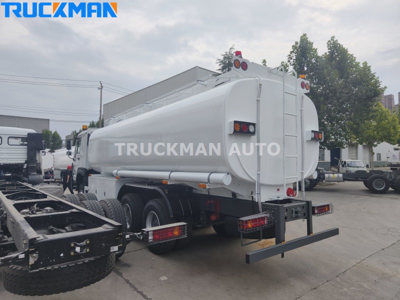 HOWO Fuel Tanker Truck