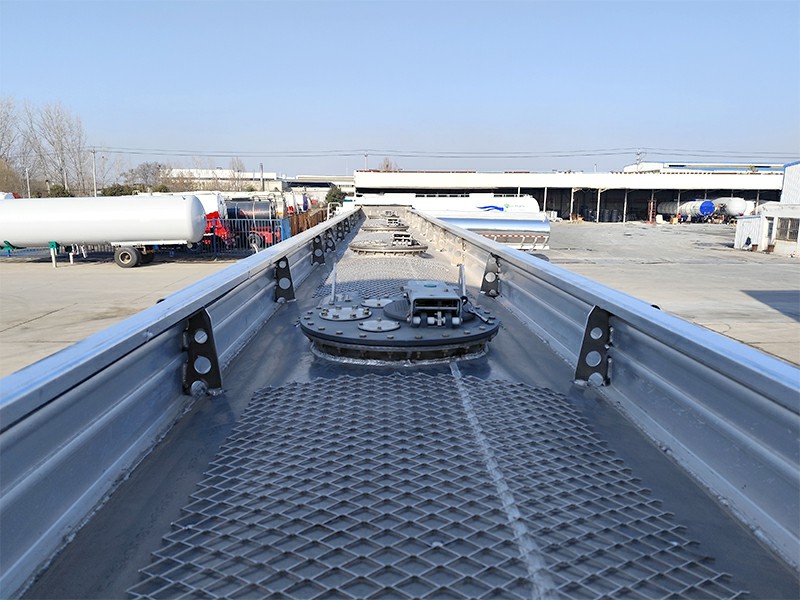 3 Axles Truckman Fuel Tank Semi Trailer Upper part of the tank