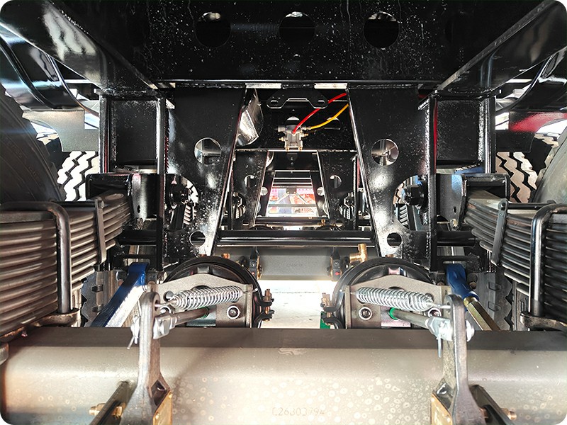 Bottom chassis with air brake lines of TRUCKMAN heavy load stake semi trailer for mining