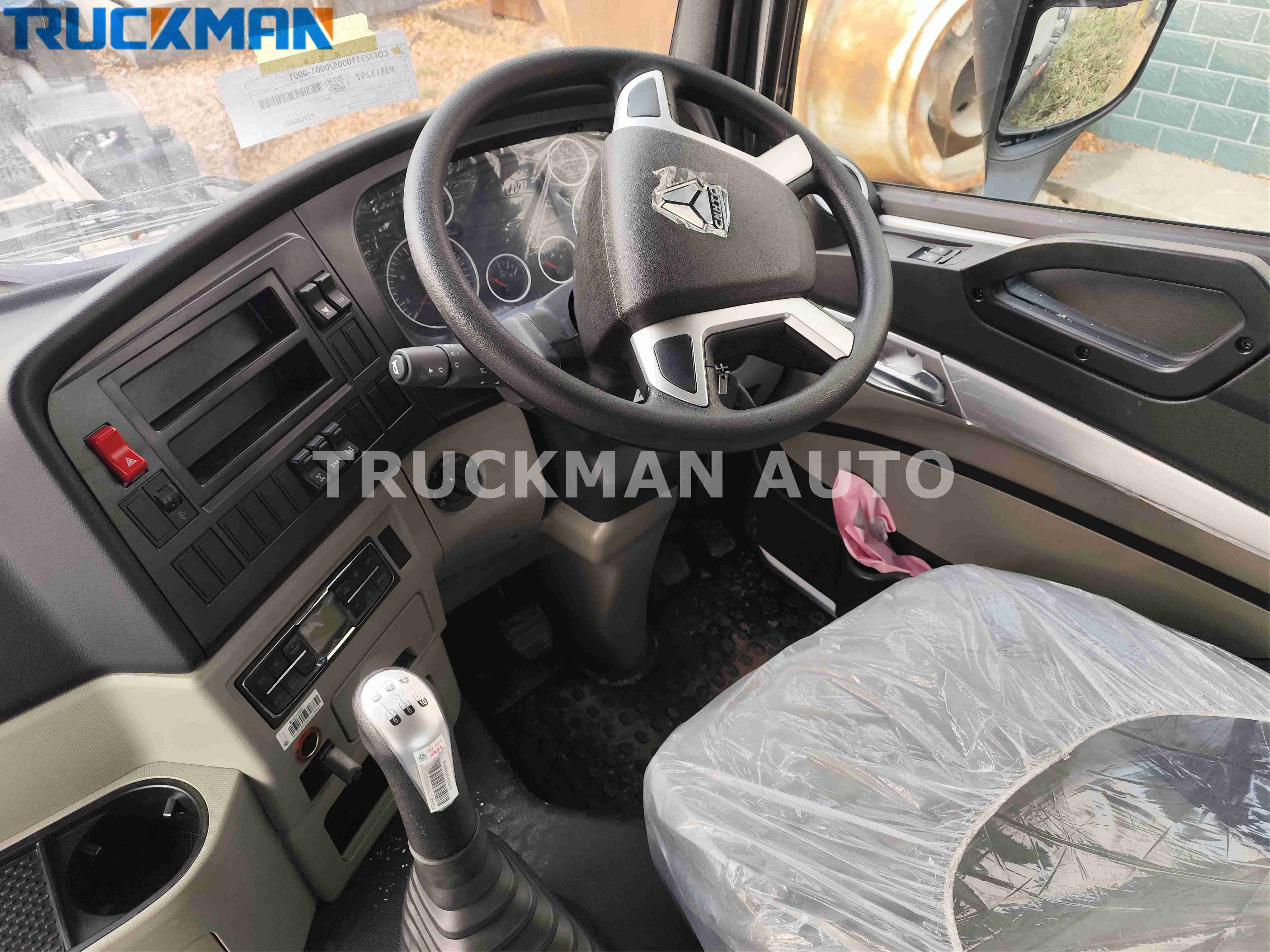 HOWO NX tractor truck