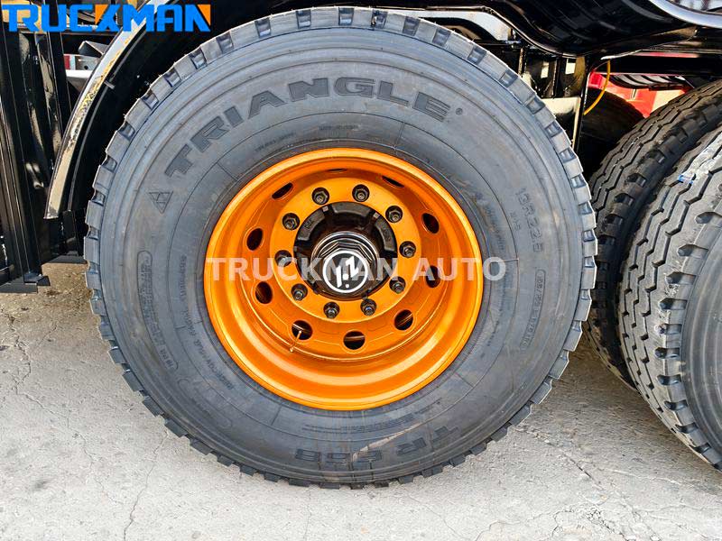 13R22.5 TRIANGLE brand tubeless tires (12 pcs) on a heavy-duty side wall trailer, designed for high load and complex roads