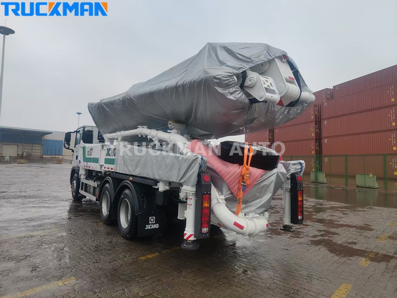 HOWO XCMG Concrete Pump Truck