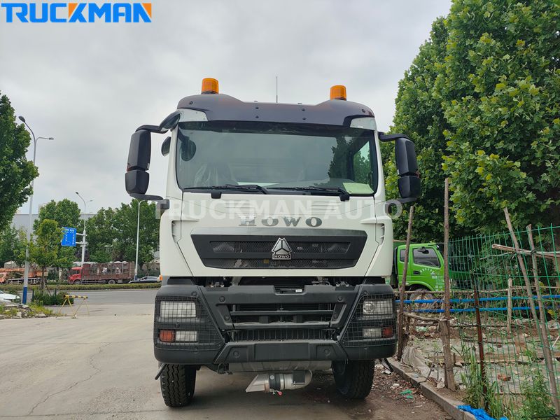 SINOTRUK HOWO TX Oil Tanker Truck