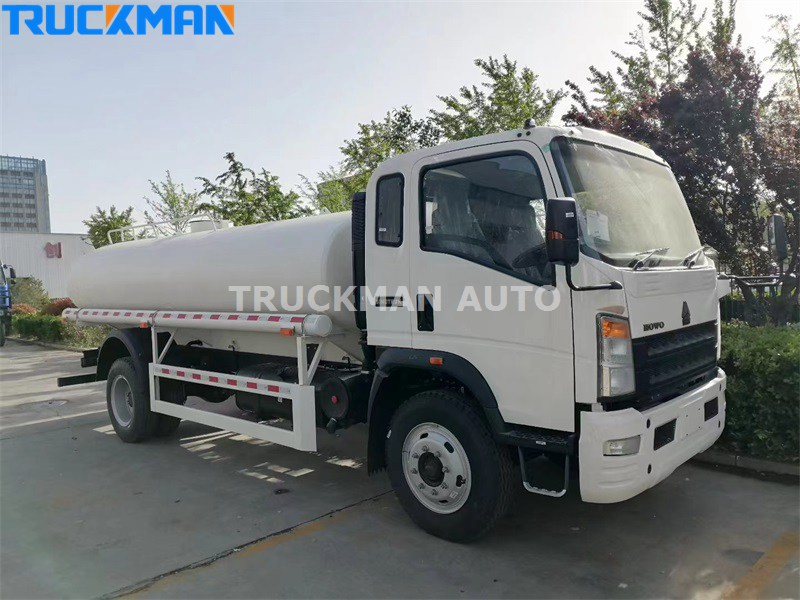 SINOTRUK Water Tanker