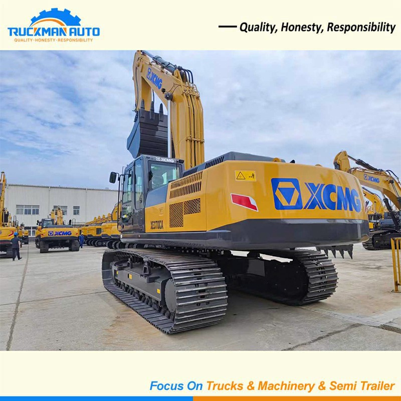 XCMG XE370CA 37 Tons Excavator Left Rear Three-quarter View