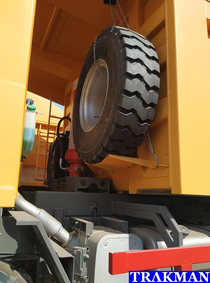 SINOTRUK HOWO 70 Tons Dump Truck