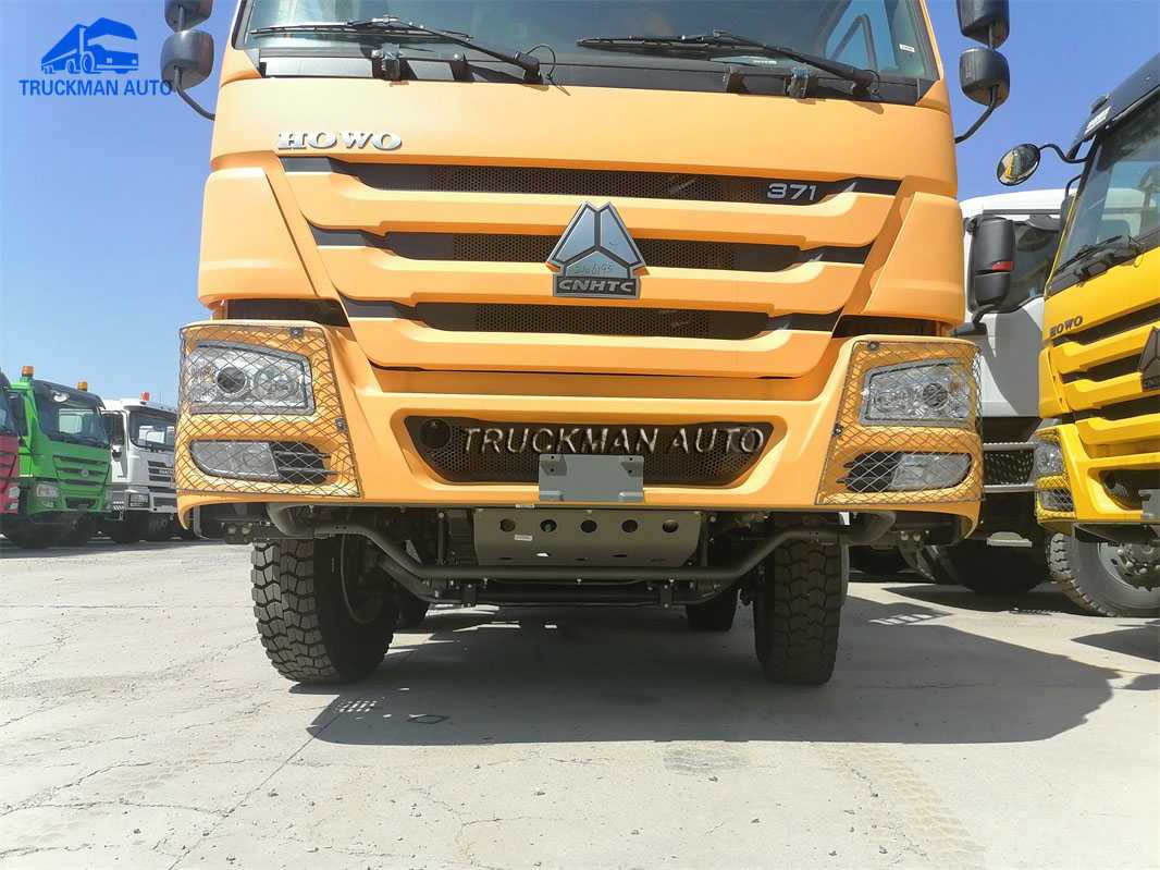 12 Wheel SINOTRUK HOWO 50 Tons Dump Truck For Ghana